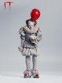 Queen Studios - 1/6 Scale Figure - Pennywise (IT)