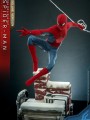 Hot Toys MMS680 - 1/6 Scale Figure - Spiderman No Way Home ( New Red & Blue Suit ) DELUXE VERSION 
